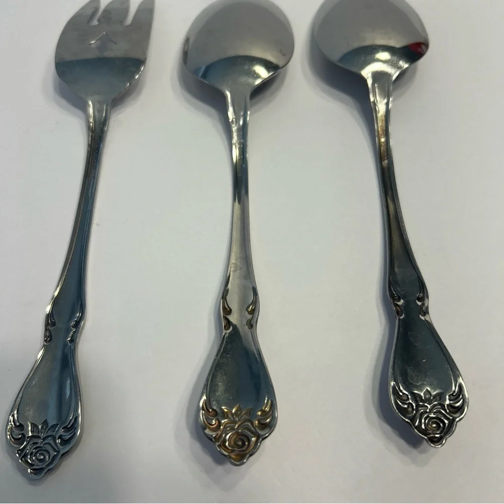 Oneida  Arbor Rose Stainless 3 piece serving Spoons And Meat Fork CANADA